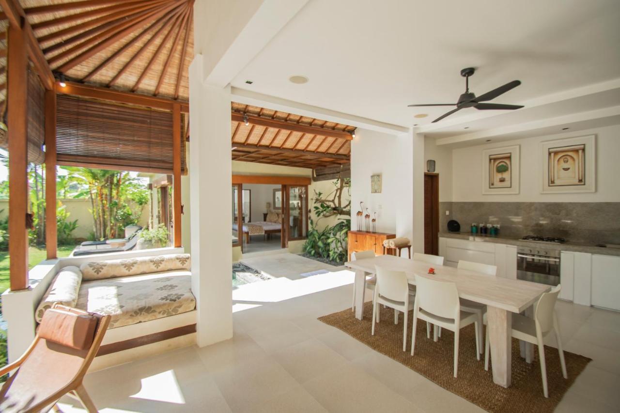 Villa Shanti, Sitara Villa Group 세미냑 외부 사진