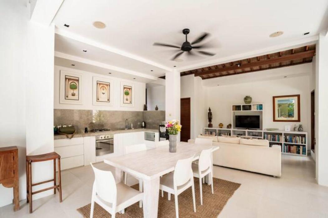 Villa Shanti, Sitara Villa Group 세미냑 외부 사진