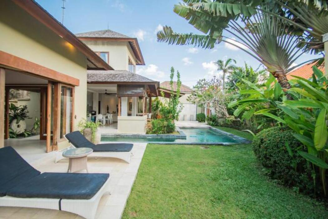 Villa Shanti, Sitara Villa Group 세미냑 외부 사진