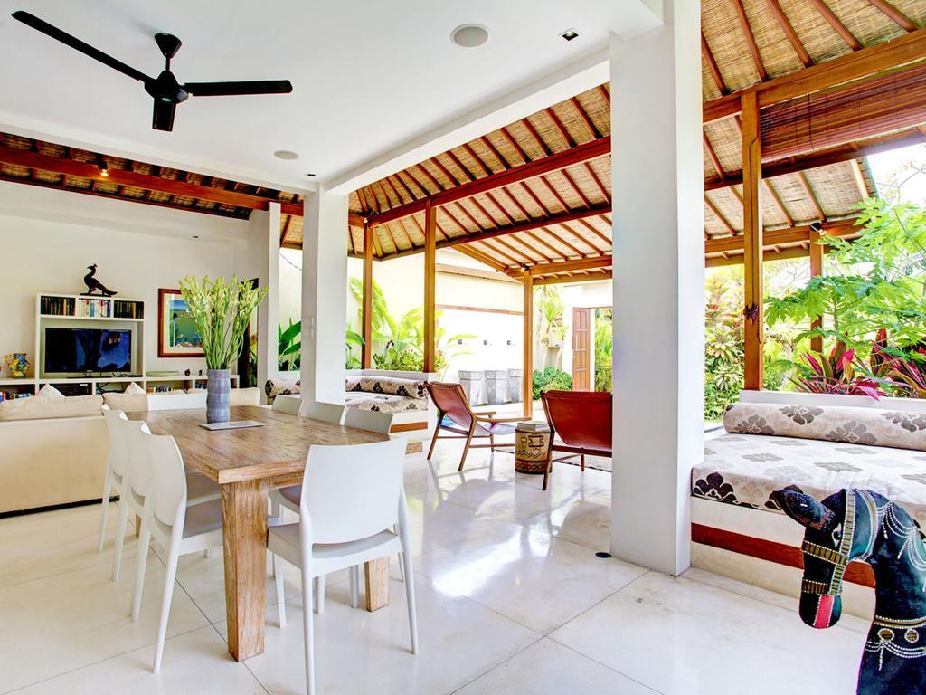 Villa Shanti, Sitara Villa Group 세미냑 외부 사진