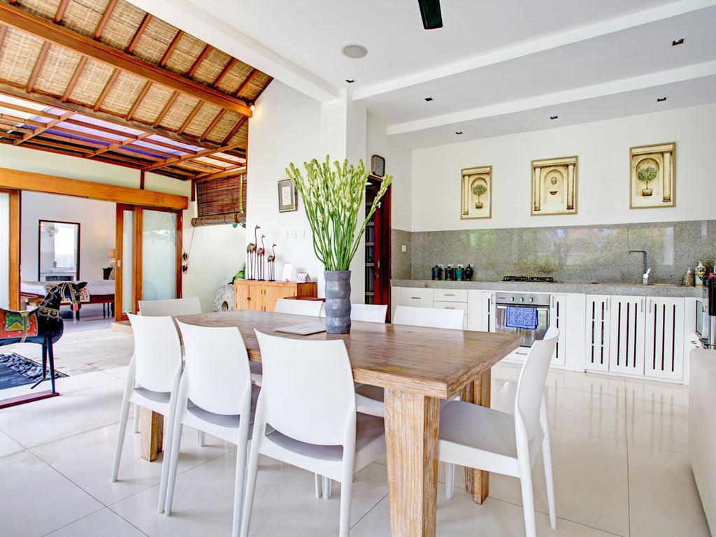 Villa Shanti, Sitara Villa Group 세미냑 외부 사진